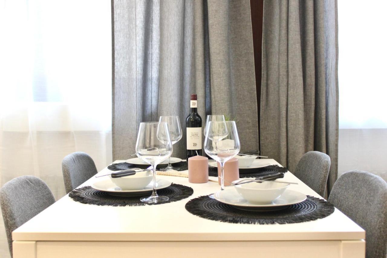 Vier Sind Hier Apartments รอทท์ไวล์ ภายนอก รูปภาพ